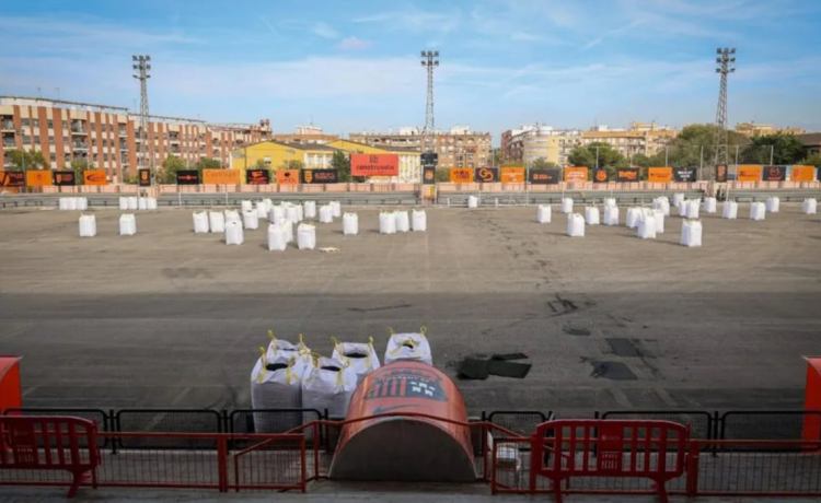 El Torrent ‘calienta’ El Gran Derbi: «Menos mal que nos ha tocado el club grande de la ciudad verdiblanca» El Torrent ‘calienta’ El Gran Derbi: «Menos mal que nos ha tocado el club grande de la ciudad verdiblanca»
