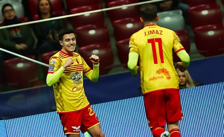 El Jagiellonia gana un título a ocho días de visitar el Villamarín El Jagiellonia gana un título a ocho días de visitar el Villamarín