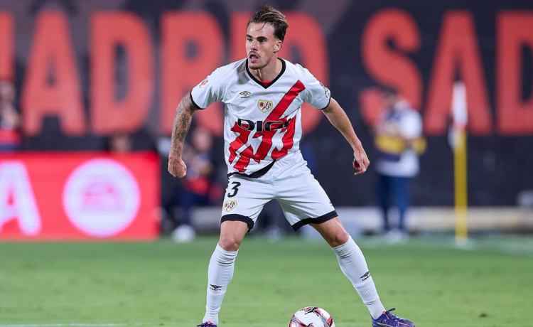 El Rayo Vallecano no escucha ofertas por Pep Chavarría El Rayo Vallecano no escucha ofertas por Pep Chavarría