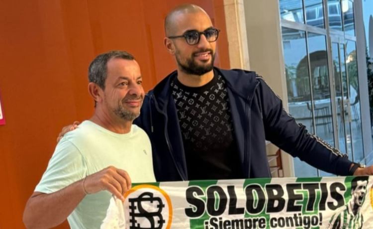 El plan del Betis con Amrabat: el fichaje más deseado por Pellegrini llega a Sevilla El plan del Betis con Amrabat: el fichaje más deseado por Pellegrini llega a Sevilla