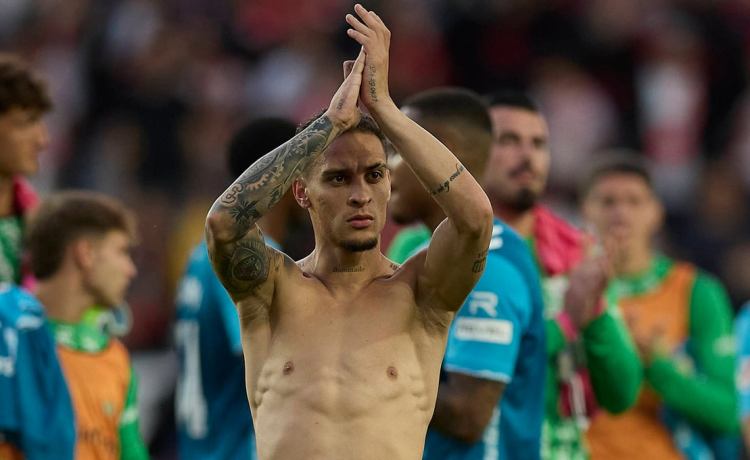 Buena noticias para el Betis con Antony desde Manchester: «Es posible» Buena noticias para el Betis con Antony desde Manchester: «Es posible»