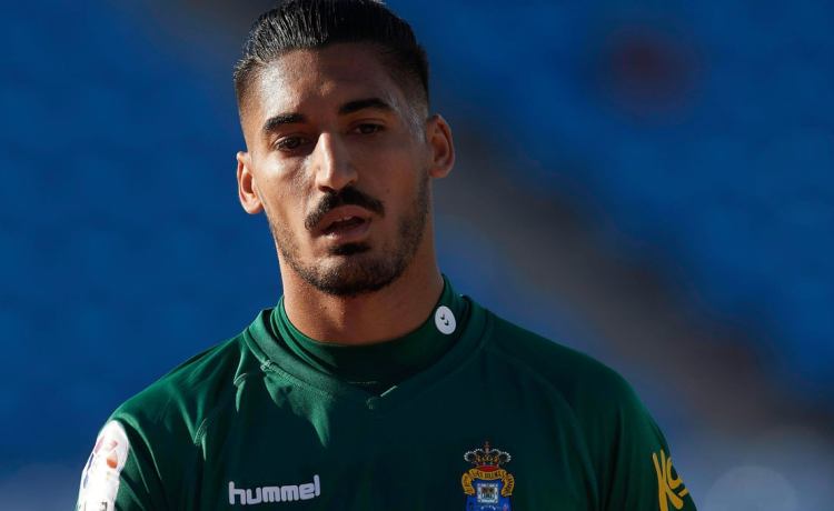 Álvaro Valles mueve ficha Álvaro Valles mueve ficha