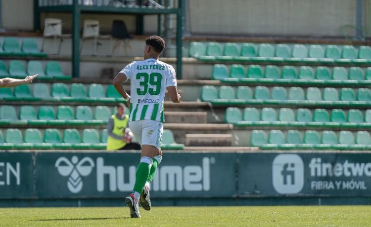 El Inter sigue haciendo sus planes con Álex Pérez, pero falta lo más importante El Inter sigue haciendo sus planes con Álex Pérez, pero falta lo más importante