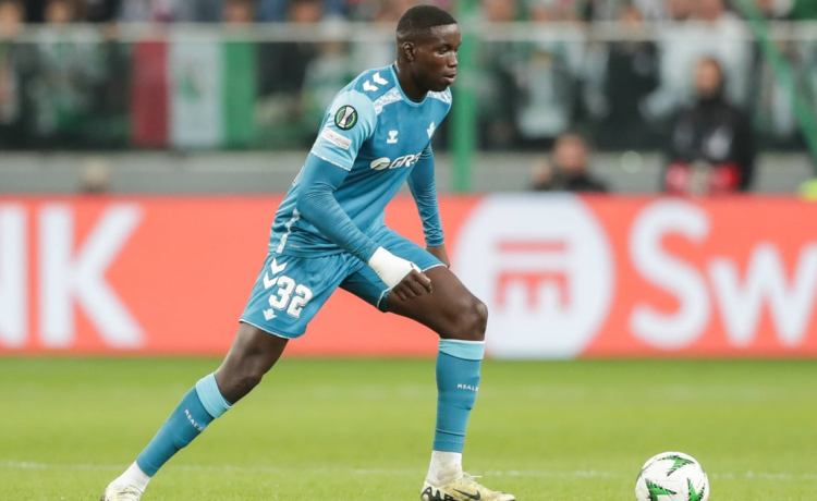 El Betis rechaza el primer intento por Mendy: los detalles de la oferta El Betis rechaza el primer intento por Mendy: los detalles de la oferta