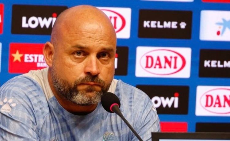 Manolo González desmiente dos bajas y ve la del Betis «de las cinco plantillas de LaLiga de más nivel» Manolo González desmiente dos bajas y ve la del Betis «de las cinco plantillas de LaLiga de más nivel»