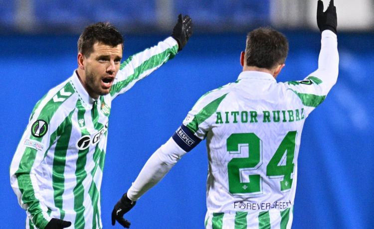 Críticas internas en el Betis por la debacle europea: «No hubo actitud» Críticas internas en el Betis por la debacle europea: «No hubo actitud»