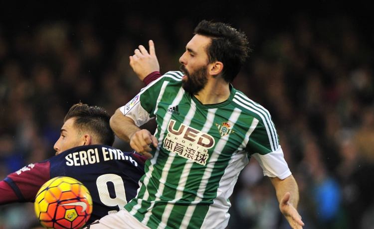 La particular felicitación de cumpleaños al Betis de Jordi Figueras La particular felicitación de cumpleaños al Betis de Jordi Figueras