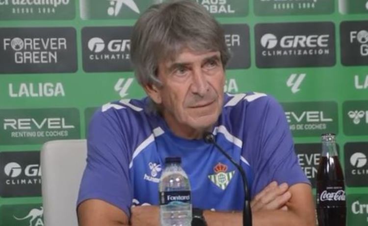 Pellegrini pica a Abde, espera a Antony y analiza la portería, el lateral zurdo y la forzada pareja de centrales del Betis Pellegrini pica a Abde, espera a Antony y analiza la portería, el lateral zurdo y la forzada pareja de centrales del Betis