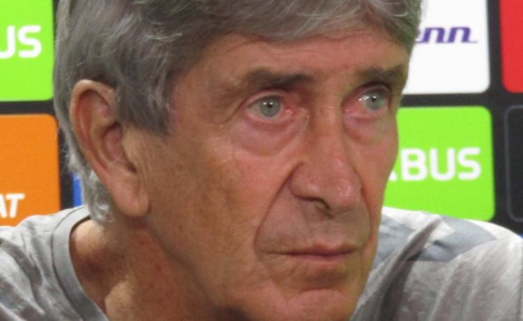 Pellegrini confima el estado de Bakambu y avisa del error que el Betis no puede cometer Pellegrini confima el estado de Bakambu y avisa del error que el Betis no puede cometer