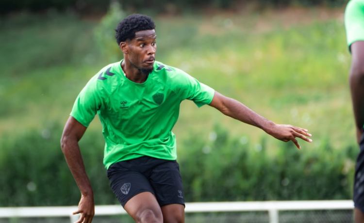 Un nuevo centrocampista en la agenda del Betis Un nuevo centrocampista en la agenda del Betis