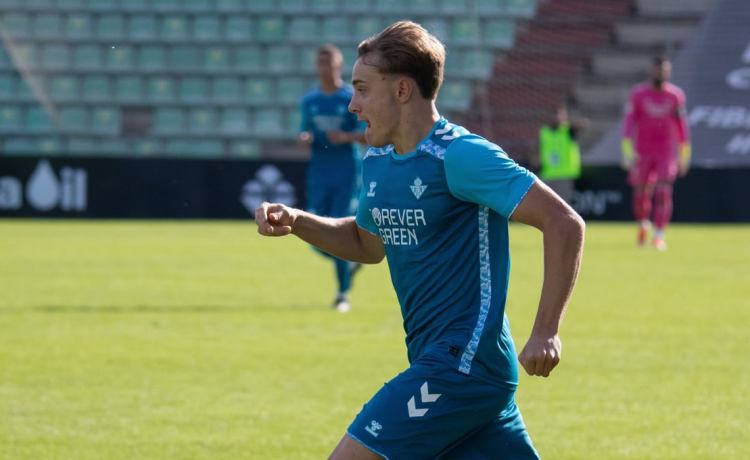 Jesús Rodríguez se une a Mateo Flores y Vitor Roque despeja las dudas Jesús Rodríguez se une a Mateo Flores y Vitor Roque despeja las dudas