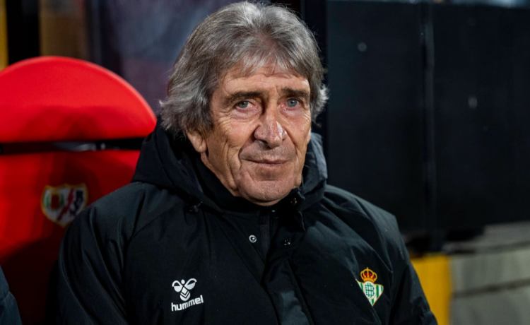 Pellegrini se reafirma tras ser criticado por Martín Presa e Iñigo Pérez: «Vallecas es un campo chico» Pellegrini se reafirma tras ser criticado por Martín Presa e Iñigo Pérez: «Vallecas es un campo chico»