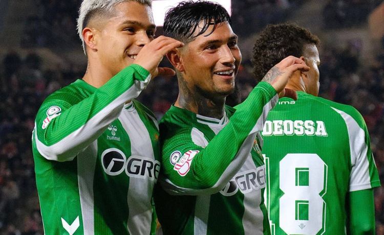 Luz verde de Chimy Ávila para liberar al Betis en enero tras cambiar de opinión Luz verde de Chimy Ávila para liberar al Betis en enero tras cambiar de opinión