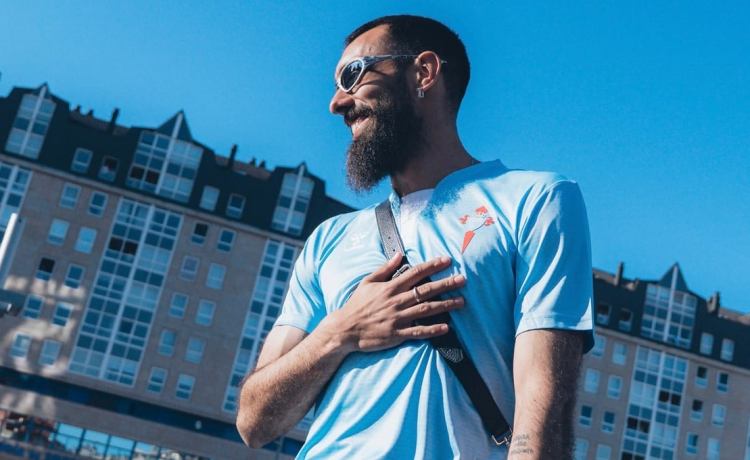 Borja Iglesias, a punto de regresar al Celta, que acerca al fin posturas con el Betis Borja Iglesias, a punto de regresar al Celta, que acerca al fin posturas con el Betis