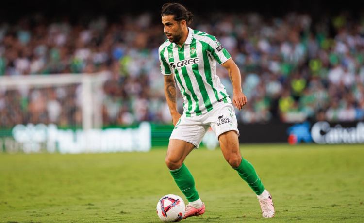 Atentos al inesperado problema de Ricardo Rodríguez en el Betis Atentos al inesperado problema de Ricardo Rodríguez en el Betis