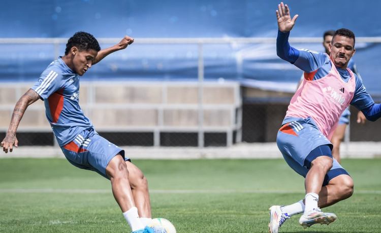 El Betis, tras el Jesús Rodríguez del Cruzeiro El Betis, tras el Jesús Rodríguez del Cruzeiro