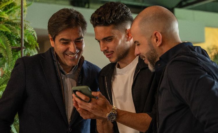 El Betis confirma oficiosamente las noticias sobre Bartra El Betis confirma oficiosamente las noticias sobre Bartra