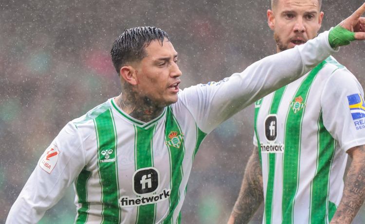Chimy Ávila ‘responde’ a su posible salida del Betis Chimy Ávila ‘responde’ a su posible salida del Betis