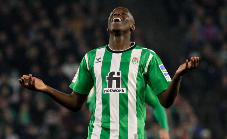 El Betis reclama una indemnización millonaria al Botafogo y lleva el ‘caso Luiz Henrique’ a los tribunales El Betis reclama una indemnización millonaria al Botafogo y lleva el ‘caso Luiz Henrique’ a los tribunales
