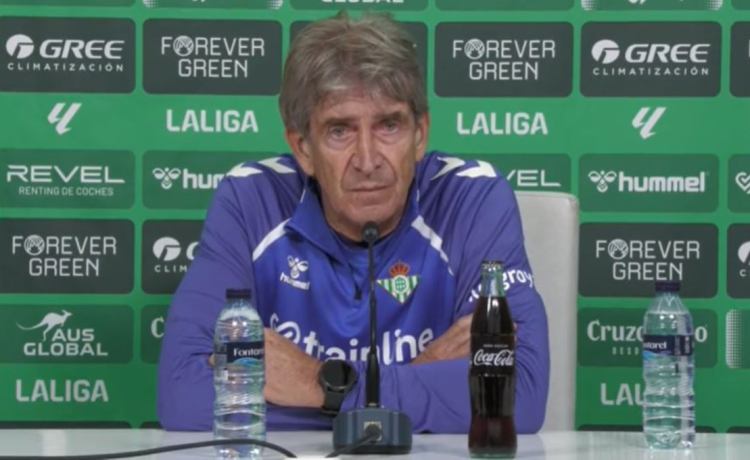 Pellegrini niega supuestas discrepancias con la directiva del Betis: «Ahora nos parece poco y a mí eso me genera satisfacción» Pellegrini niega supuestas discrepancias con la directiva del Betis: «Ahora nos parece poco y a mí eso me genera satisfacción»