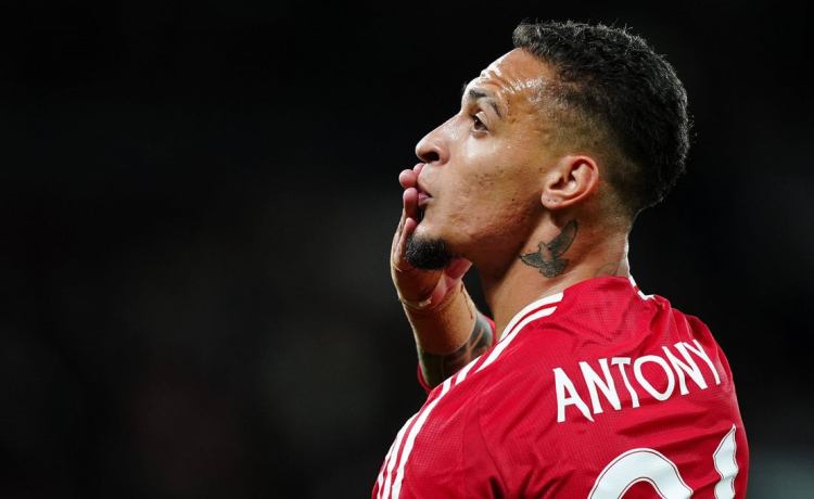 El Benfica dibuja la nueva realidad de Antony El Benfica dibuja la nueva realidad de Antony
