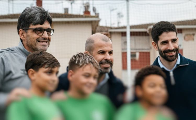 La recurrente Brasil, la vecina Francia, la emergente África… Así se reparten ahora el trabajo los ojeadores del Betis La recurrente Brasil, la vecina Francia, la emergente África… Así se reparten ahora el trabajo los ojeadores del Betis
