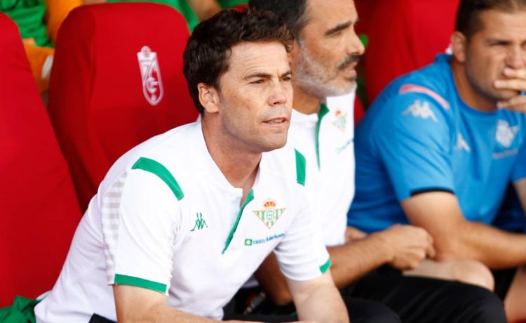Rubi ve «factible» eliminar al Sevilla para «dejar felices» de paso a los béticos Rubi ve «factible» eliminar al Sevilla para «dejar felices» de paso a los béticos