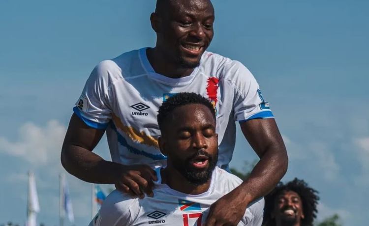 Doblete de Bakambu, cuya puntería no tiene parangón Doblete de Bakambu, cuya puntería no tiene parangón