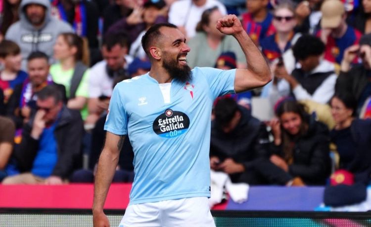 Borja Iglesias manda un mensaje claro a Celta y Betis Borja Iglesias manda un mensaje claro a Celta y Betis