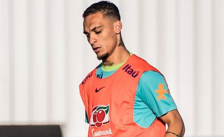 «Antony lo tiene complicado, pero si brilla en el Betis…» «Antony lo tiene complicado, pero si brilla en el Betis…»
