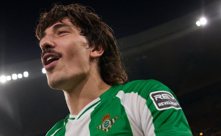 El «techo» que pone Bellerín, de vuelta a «la casa de Chipiona» El «techo» que pone Bellerín, de vuelta a «la casa de Chipiona»