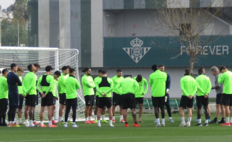 La charla de Pellegrini, el regreso de Fornals y avances significativos con William Carvalho y Bellerín La charla de Pellegrini, el regreso de Fornals y avances significativos con William Carvalho y Bellerín