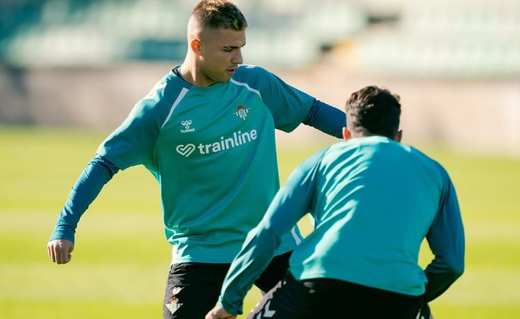 Cuatro ausencias en el Betis con una prueba pendiente para descartar problemas serios Cuatro ausencias en el Betis con una prueba pendiente para descartar problemas serios