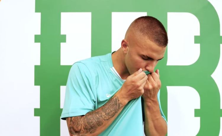 Pablo García ‘responde’ a la inminente oferta de renovación: «Sabes que son los colores que quieres llevar hasta el día en que te mueras» Pablo García ‘responde’ a la inminente oferta de renovación: «Sabes que son los colores que quieres llevar hasta el día en que te mueras»