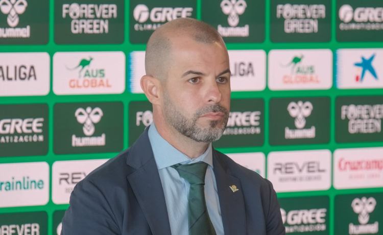 Sobresaliente para Fajardo y compañía Sobresaliente para Fajardo y compañía