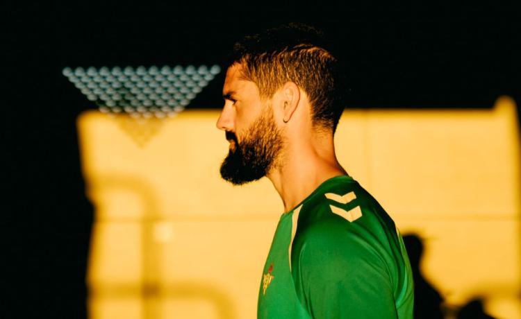 La lista de convocados del Betis para recibir al Girona: Y se hizo la luz en el invierno La lista de convocados del Betis para recibir al Girona: Y se hizo la luz en el invierno