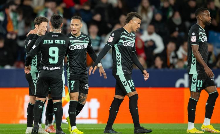 Torrent 1-4 Betis: Para Rodrigo Riquelme no hay trámites ni noches baldías Torrent 1-4 Betis: Para Rodrigo Riquelme no hay trámites ni noches baldías