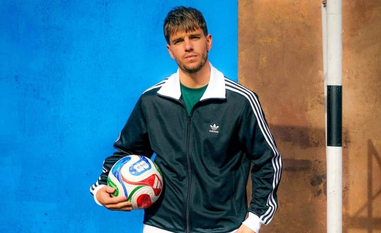 Lo Celso se lleva la pelota Lo Celso se lleva la pelota