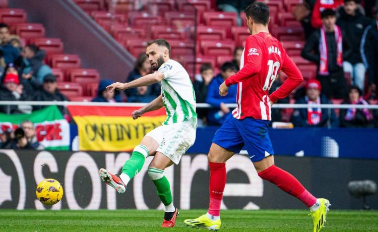 Pezzella, que será baja ante el Villarreal, no pone paños calientes a la derrota Pezzella, que será baja ante el Villarreal, no pone paños calientes a la derrota