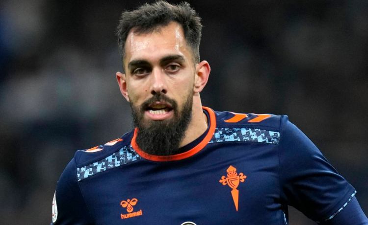 Borja Iglesias toma medidas con un mensaje claro al Betis Borja Iglesias toma medidas con un mensaje claro al Betis