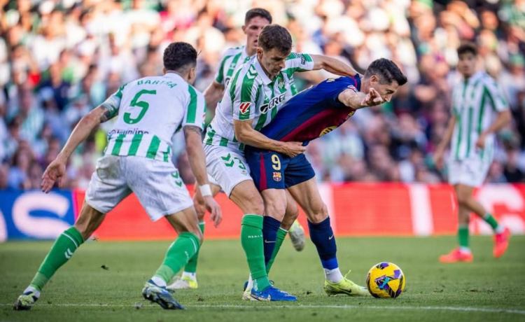 Esprint final en el Betis Esprint final en el Betis
