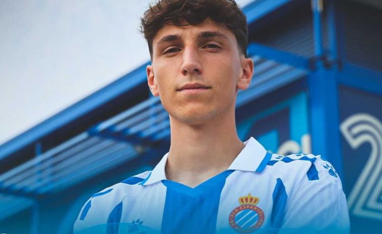 Betis y Espanyol hacen oficial su acuerdo Betis y Espanyol hacen oficial su acuerdo