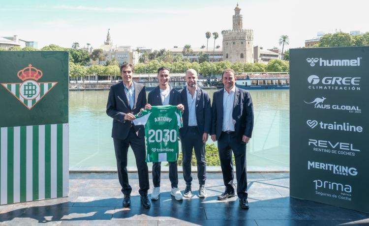 El Betis, quinto club del mundo con más éxito en el retorno de sus inversiones en fichajes El Betis, quinto club del mundo con más éxito en el retorno de sus inversiones en fichajes