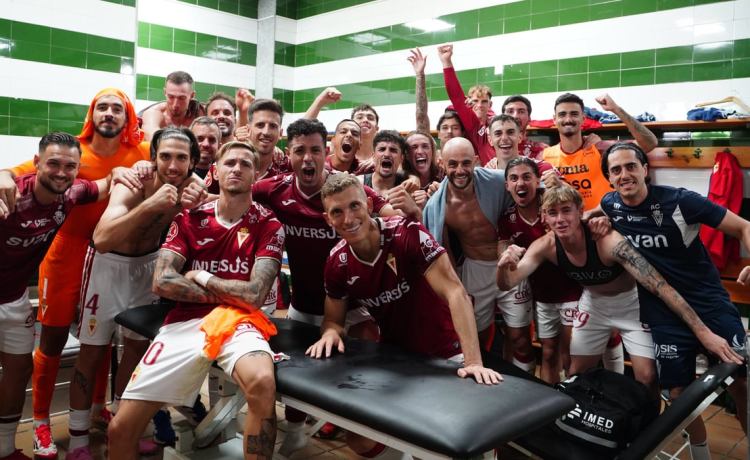 Adrián Colunga: «Un gran equipo como es el Betis seguro que nos va a ayudar a crecer» Adrián Colunga: «Un gran equipo como es el Betis seguro que nos va a ayudar a crecer»
