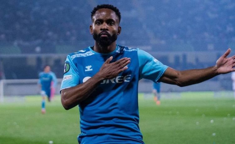 El plan de Bakambu y su respuesta a la salida del Betis El plan de Bakambu y su respuesta a la salida del Betis