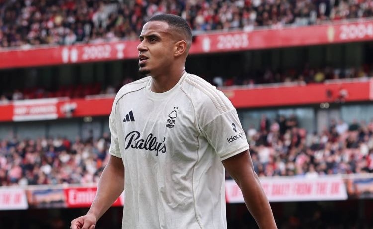 El Nottingham Forest, rival del Betis, preocupado por uno de sus mejores jugadores El Nottingham Forest, rival del Betis, preocupado por uno de sus mejores jugadores
