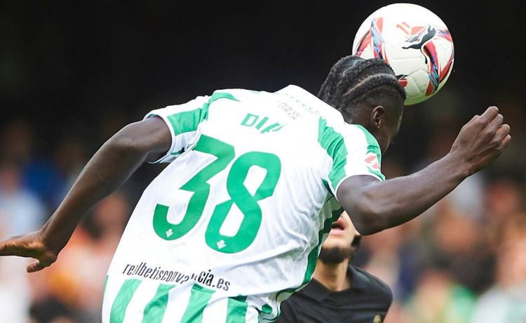 Plantón casi definitivo a Assane Diao en el Betis Plantón casi definitivo a Assane Diao en el Betis
