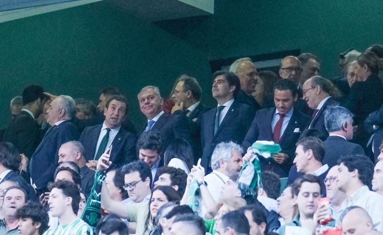 Un derbi más en La Palmera: invitación formal al palco y 532 entradas para la ‘jaula’ Un derbi más en La Palmera: invitación formal al palco y 532 entradas para la ‘jaula’