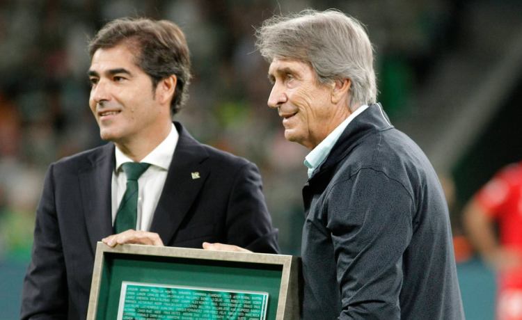 ¿Debe el club renovar ya a Manuel Pellegrini? La afición bética lo tiene claro ¿Debe el club renovar ya a Manuel Pellegrini? La afición bética lo tiene claro