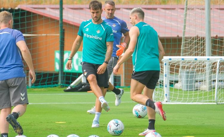 Acuerdo para la salida de Iker Losada del Betis con condiciones especiales Acuerdo para la salida de Iker Losada del Betis con condiciones especiales